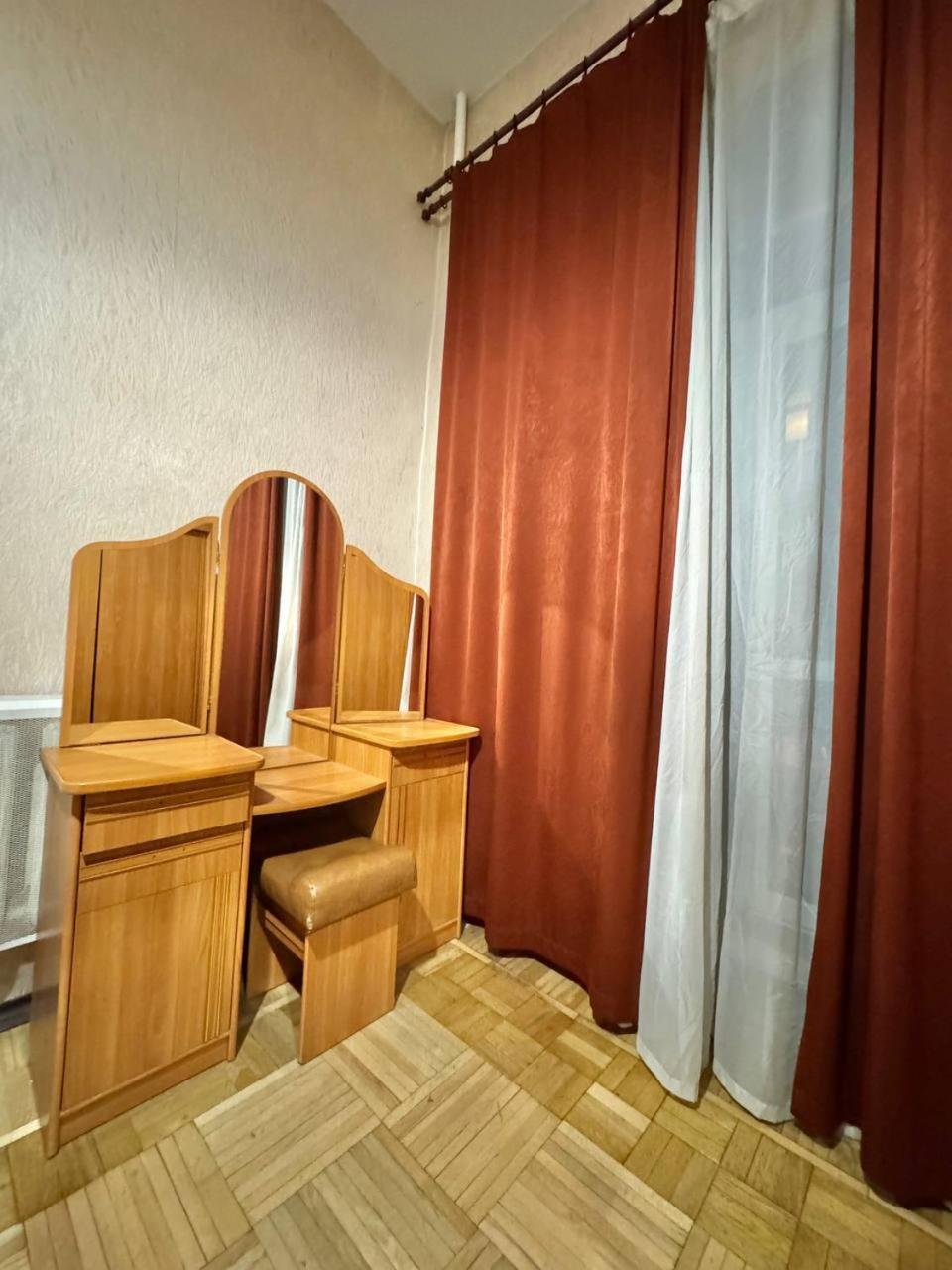 Apartment 4-кімнатні в центрі, поруч майдан незалежності Kyiv